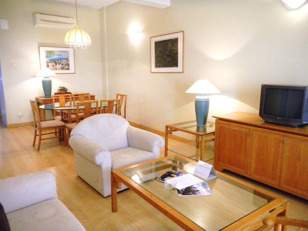 Holiday Condo @Pantai Ria Петалинг Джая Екстериор снимка