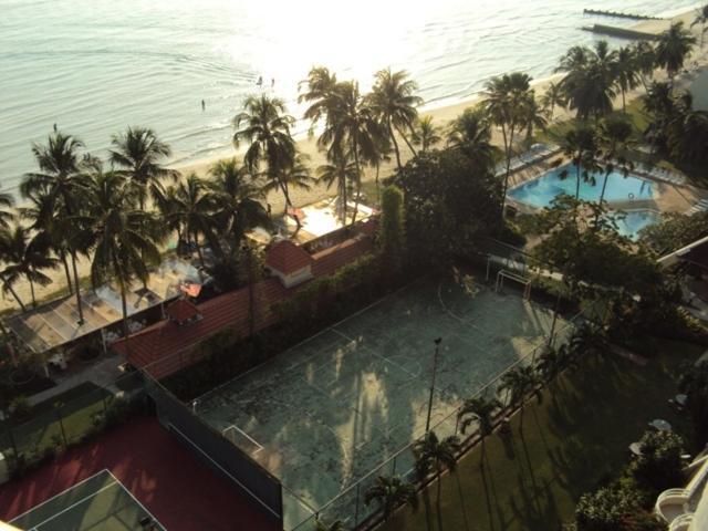 Holiday Condo @Pantai Ria Петалинг Джая Екстериор снимка